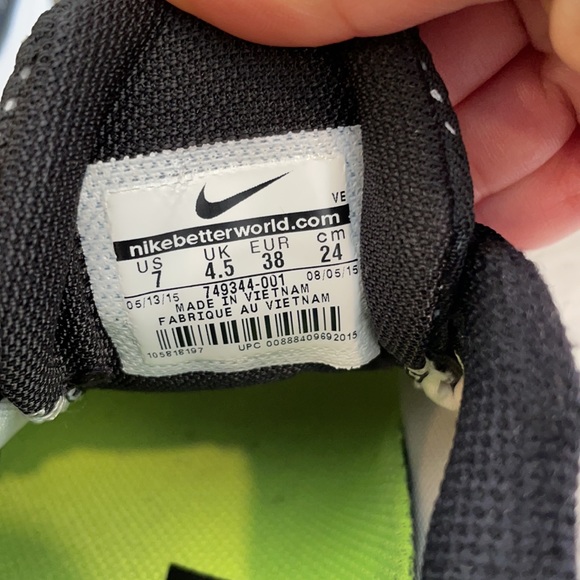 Nike running sneakers - Picture 4 of 4